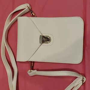 Women's Ivory Cross Body Bag